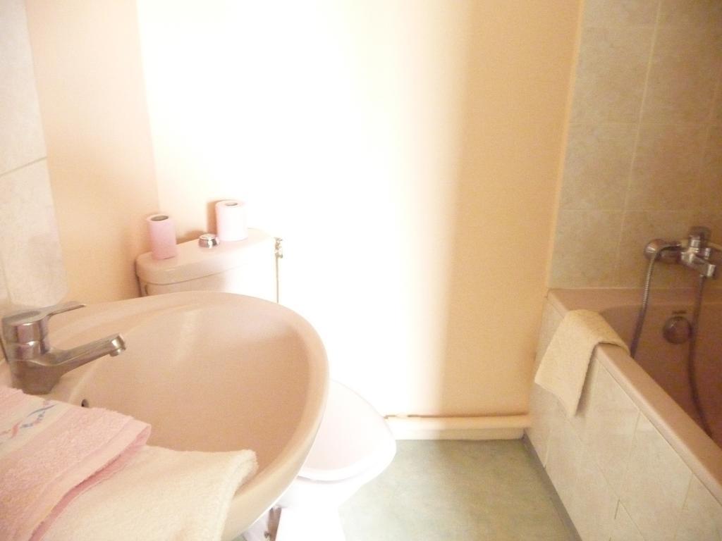 Hotel De La Gare Périgueux Quarto foto